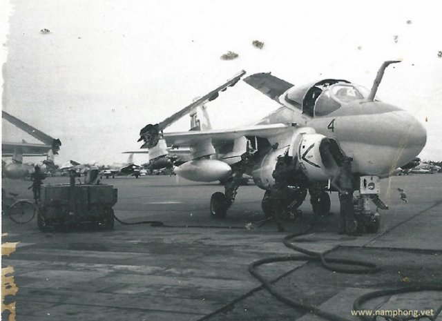 a6ontheflightline.jpg