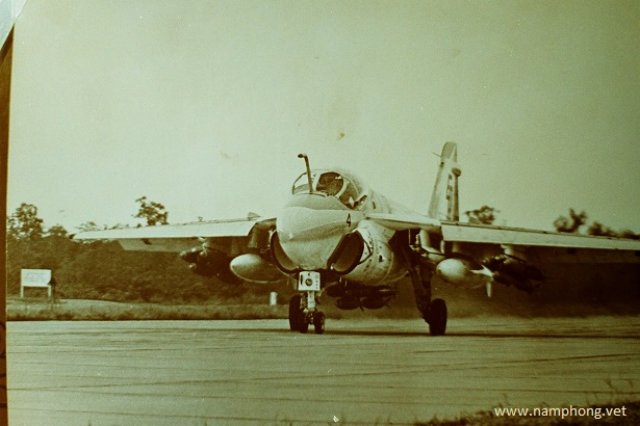 vmaaw533a6loadedandleaving.jpg
