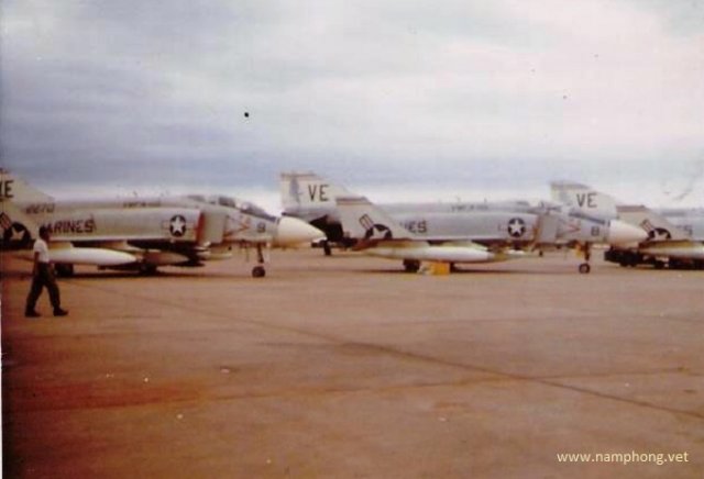 vmfa115silvereagles.jpg
